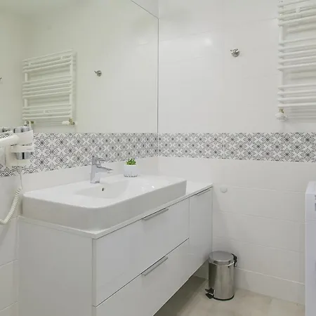 Mi Casa Holidays Park Apartment *